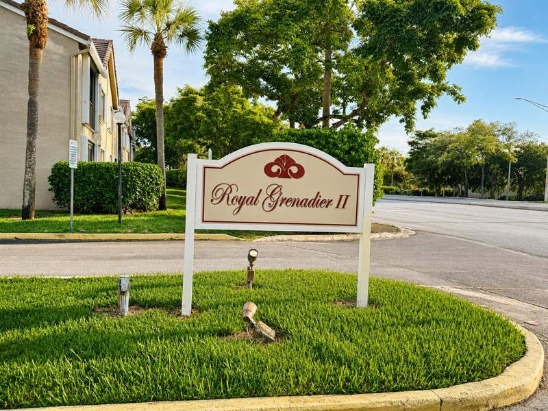 2 bedroom Townhouse at 9641 Riverside #F5, Royal Grenadier II Condo, Coral Springs — photo 3