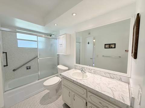 2800 NW 47th Terrace #106B, Lauderdale Lakes FL - photo 19 of 37