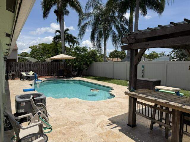 3 bedroom Single Family Residence at 924 CUMBERLAND Terrace, Shenandoah , Davie — photo 4