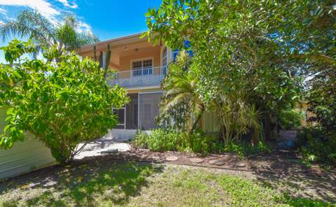 8073 S Indian River Drive, Fort Pierce FL - photo 10 of 58