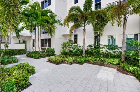 244 Garden Court, Lauderdale-By-The-Sea FL - photo 9 of 72