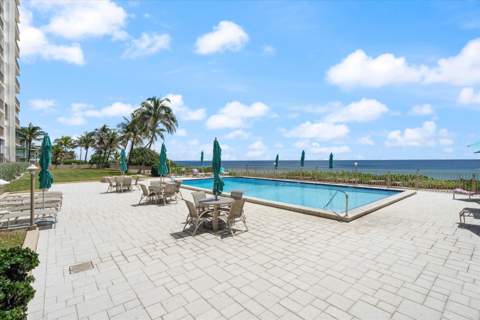 1021 Hillsboro Mile #504, Hillsboro Beach FL - photo 23 of 49