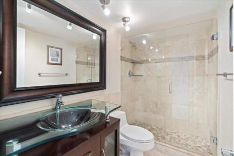 1021 Hillsboro Mile #504, Hillsboro Beach FL - photo 21 of 49