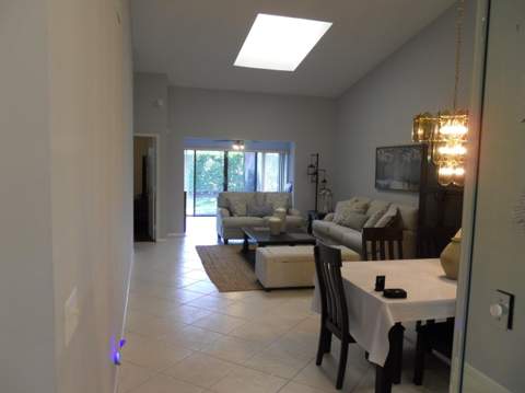 8199 Springlake Drive, Boca Raton FL - photo 9 of 21