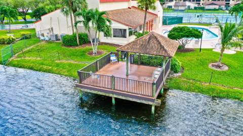 5075 Mirror Lakes Boulevard, Boynton Beach FL - photo 22 of 31