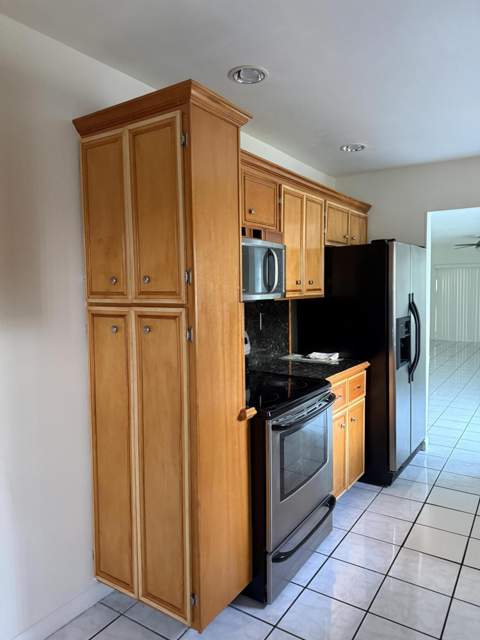 5075 Mirror Lakes Boulevard, Boynton Beach FL - photo 12 of 31