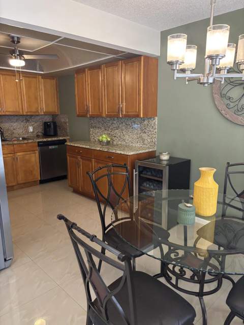 3004 Lincoln A, Boca Raton FL - photo 9 of 20