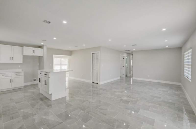 3 bedroom Single Family Residence at 520 SW 13th Place, Commonwealth Manor, Deerfield Beach — photo 3