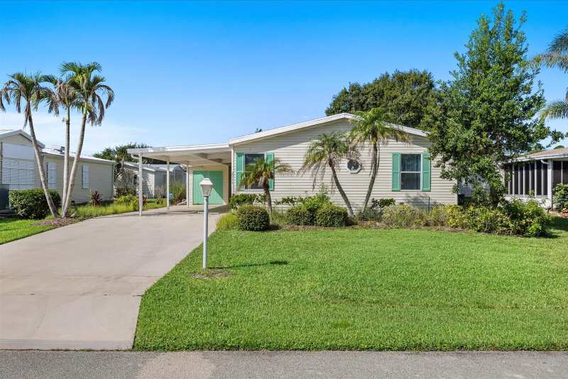 2 bedroom Manufactured Home at 2911 Nine Iron Drive, The Links At Savanna Club, Port St. Lucie — photo 1