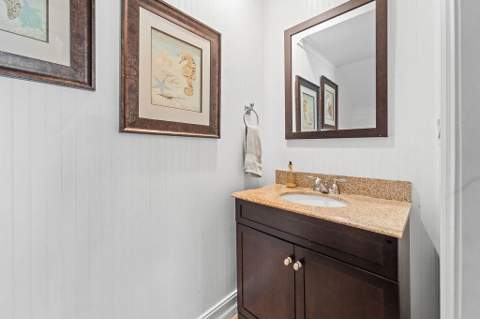 1044 Vintner Boulevard, Palm Beach Gardens FL - photo 16 of 40
