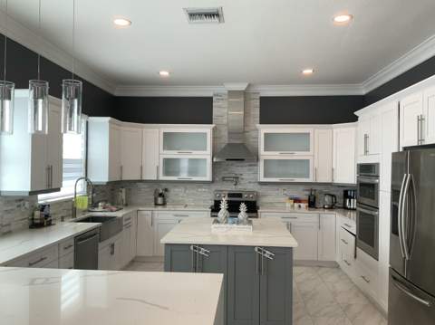 7082 Aliso Avenue, West Palm Beach FL - photo 9 of 40