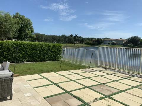 7082 Aliso Avenue, West Palm Beach FL - photo 13 of 40