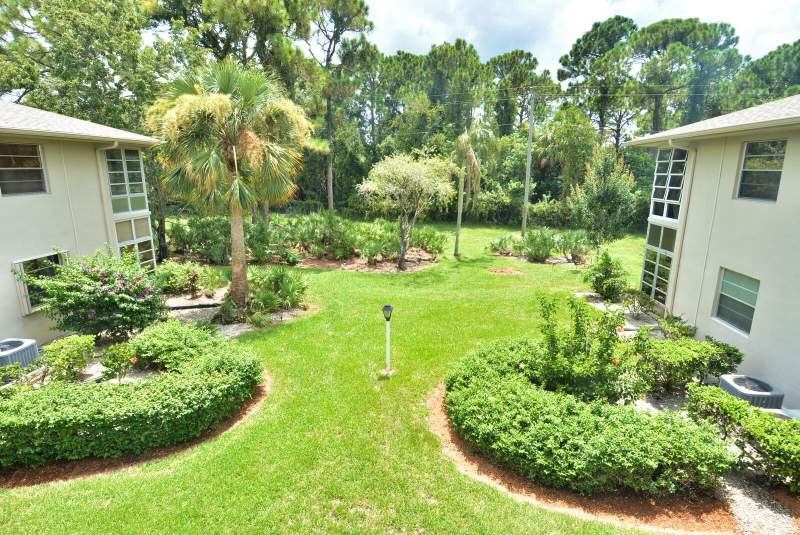 1 bedroom Condominium at 10 Lake Vista Trail #203, Vista St Lucie Buildings 9 Thru 20, Port St. Lucie — photo 4