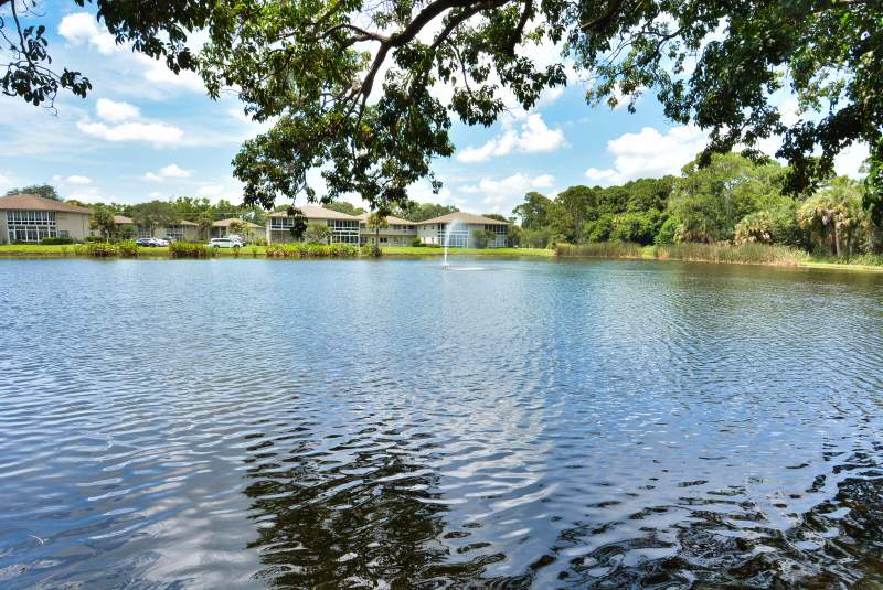 1 bedroom Condominium at 10 Lake Vista Trail #203, Vista St Lucie Buildings 9 Thru 20, Port St. Lucie — photo 3