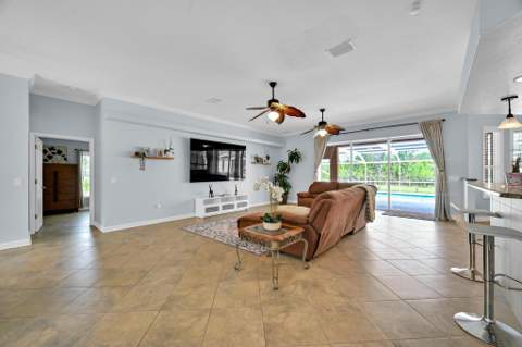 5224 Southwind Trail, Fort Pierce FL - photo 13 of 46