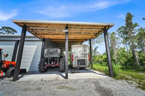 5224 Southwind Trail, Fort Pierce FL - photo 7 of 46
