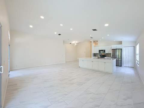 8914 SW Bonneville Drive, Stuart FL - photo 10 of 47