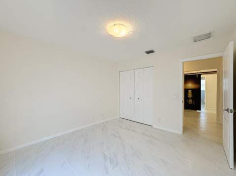 8914 SW Bonneville Drive, Stuart FL - photo 20 of 47
