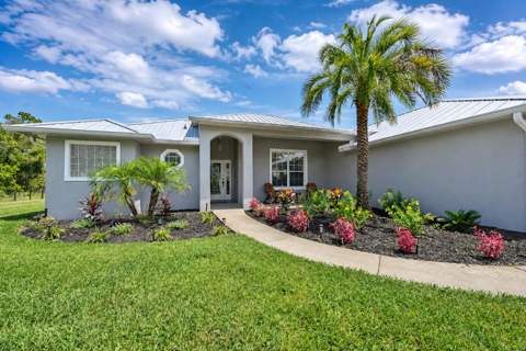 5224 Southwind Trail, Fort Pierce FL - photo 9 of 46