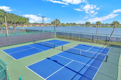 359 Saxony Trail #H, Delray Beach FL - photo 18 of 32