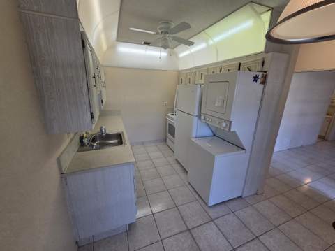 8590 Chevy Chase Drive #130, Boca Raton FL - photo 6 of 37