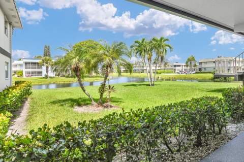 359 Saxony Trail #H, Delray Beach FL - photo 15 of 32