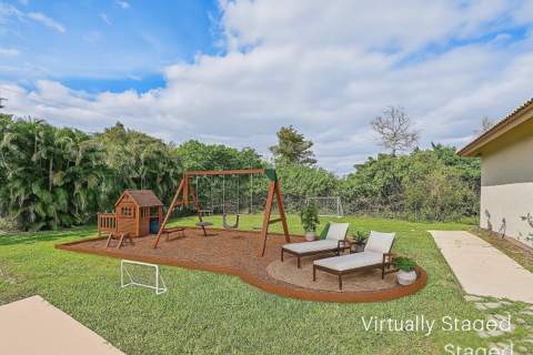8671 155th Place, Palm Beach Gardens FL - photo 17 of 109