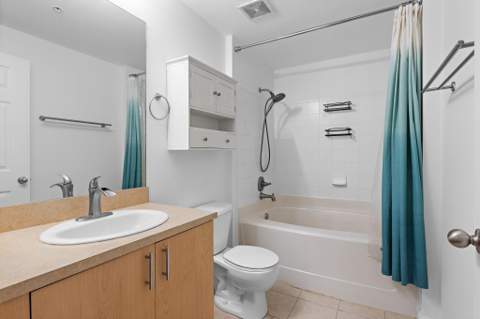 533 NE 3rd Avenue #425, Fort Lauderdale FL - photo 12 of 33