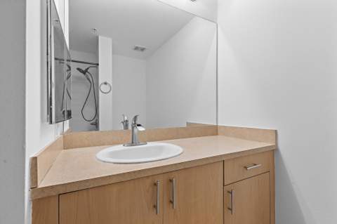 533 NE 3rd Avenue #425, Fort Lauderdale FL - photo 18 of 33
