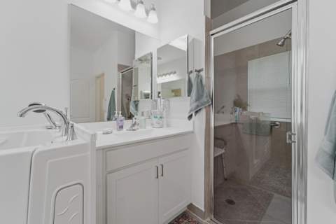 7214 NW Farnsworth Circle, Port St. Lucie FL - photo 19 of 55