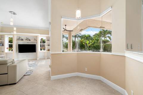 198 Cypress Trace, Royal Palm Beach FL - photo 6 of 43