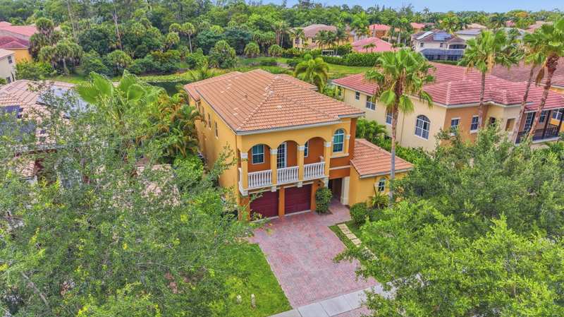 6 bedroom Single Family Residence at 9190 Nugent Trail, Parkwood Estates Pud, West Palm Beach — photo 1