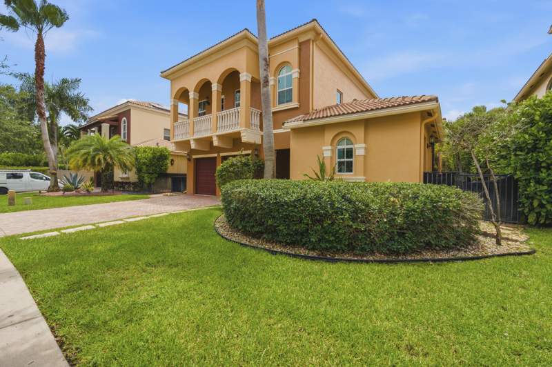 6 bedroom Single Family Residence at 9190 Nugent Trail, Parkwood Estates Pud, West Palm Beach — photo 4
