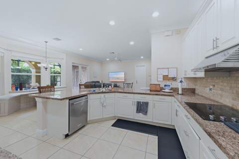 9190 Nugent Trail, West Palm Beach FL - photo 15 of 40