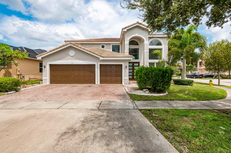 4 bedroom Single Family Residence at 3575 SW 173rd Way, Silver Lakes Phase III Replat, Miramar — photo 1