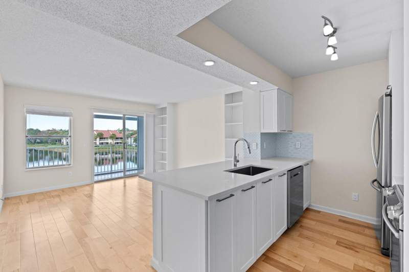 1 bedroom Condominium at 286 Cypress Point Drive, Cypress Point Condo, Palm Beach Gardens — photo 5