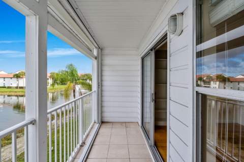 286 Cypress Point Drive, Palm Beach Gardens FL - photo 17 of 36