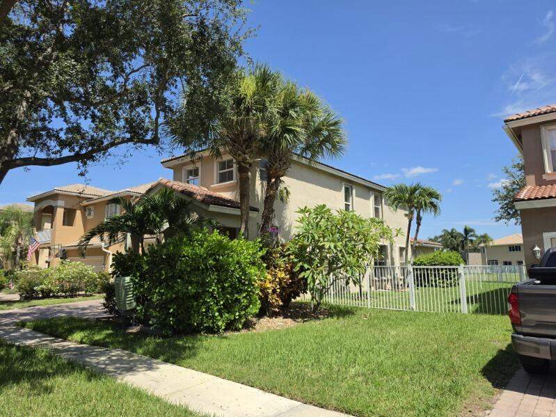 5 bedroom Single Family Residence at 5292 Sancerre Circle, Cocoplum, Lake Worth — photo 4