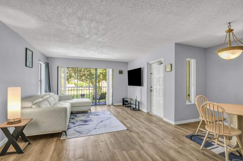 2 bedroom Condominium at 3744 Savoy Lane #E2, Palm Club West Village I, West Palm Beach — photo 4