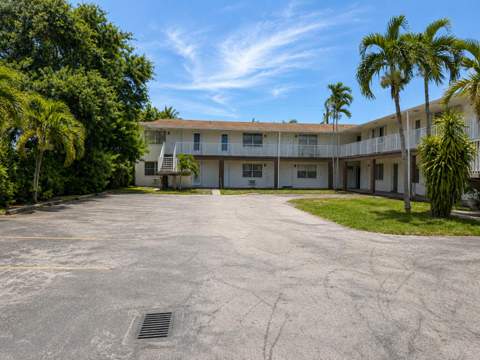 1816 Mckinley Street #7, Hollywood FL - photo 13 of 17