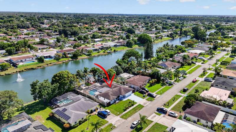 5 bedroom Single Family Residence at 4602 Bison Street, Holiday City, Boca Raton — photo 1
