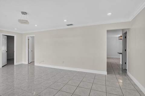 4602 Bison Street, Boca Raton FL - photo 9 of 95