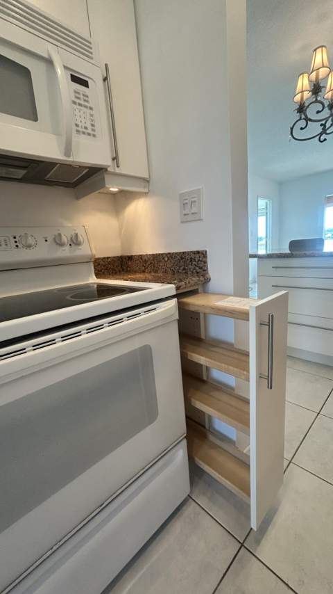 1118 Lake Terrace #217 H, Boynton Beach FL - photo 11 of 61