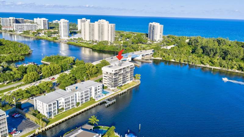 2 bedroom Condominium at 900 NE SPANISH RIVER Boulevard #2w, ROGERS CONDO, Boca Raton — photo 2