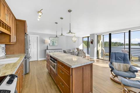 900 NE SPANISH RIVER Boulevard #2w, Boca Raton FL - photo 8 of 43