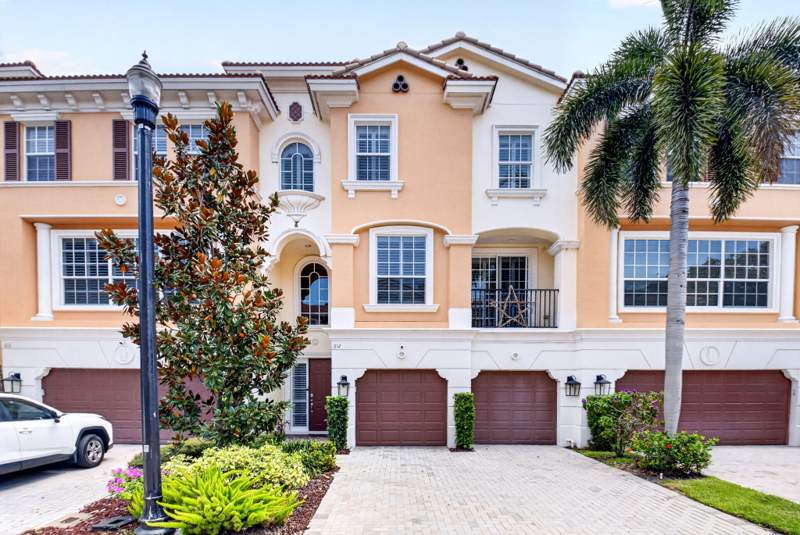 3 bedroom Townhouse at 612 NE FRANCESCA Lane, TRIESTE AT BOCA, Boca Raton — photo 1