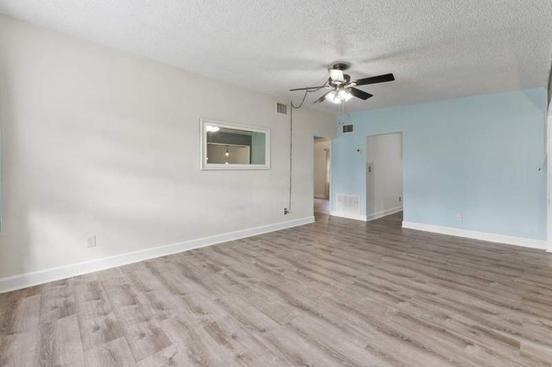 3 bedroom Single Family Residence at 3920 EDWARDS Road, METES AND BOUNDS, Fort Pierce — photo 4