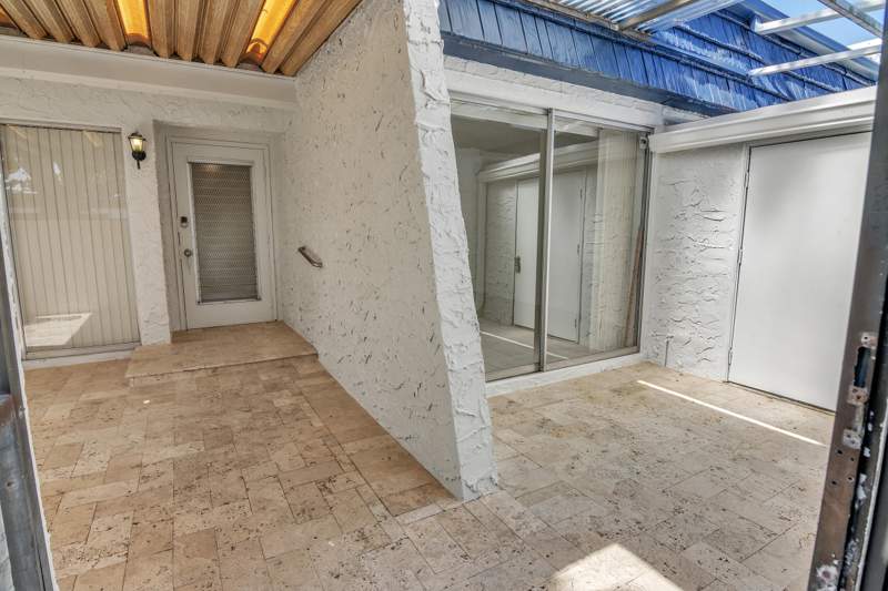 2 bedroom Villa at 9428 NW 65th Street #C4, Spyglass Condominium 1, Tamarac — photo 5