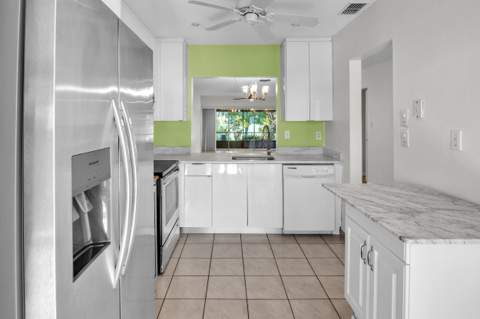 9428 NW 65th Street #C4, Tamarac FL - photo 8 of 27
