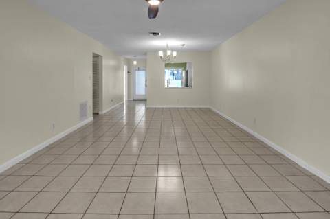 9428 NW 65th Street #C4, Tamarac FL - photo 10 of 27